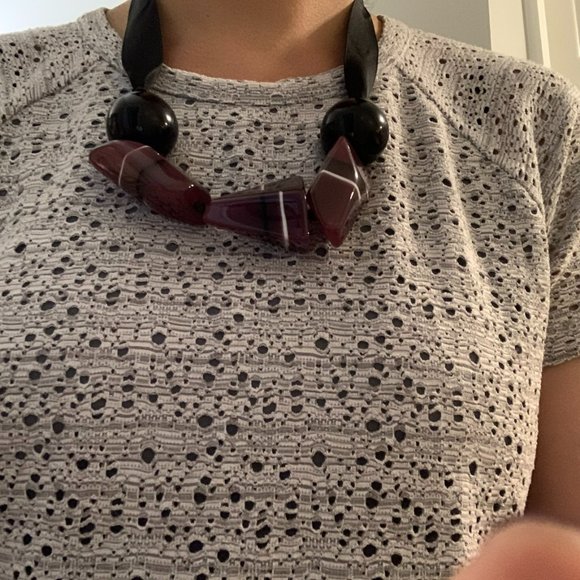 Mango Bow Necklace - Picture 5 of 5